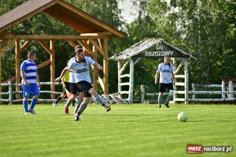 Zdjęcie w galerii na portalu naszraciborz.pl: Wyrównane starcie Kobyli z Zawadą Książęcą [FOTO] wiadomości z regionu