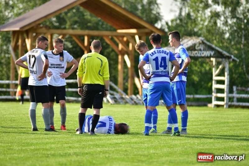Zdjęcie w galerii na portalu naszraciborz.pl: Wyrównane starcie Kobyli z Zawadą Książęcą [FOTO] wiadomości z regionu
