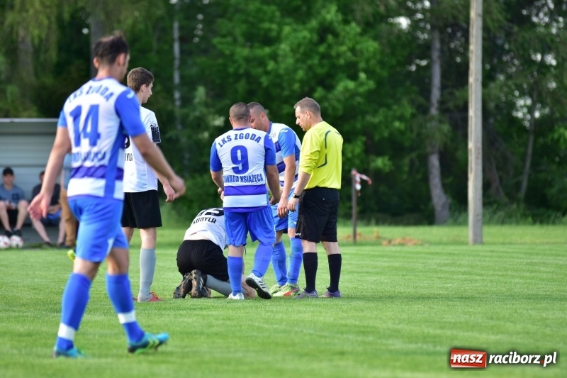 Zdjęcie w galerii na portalu naszraciborz.pl: Wyrównane starcie Kobyli z Zawadą Książęcą [FOTO] wiadomości z regionu