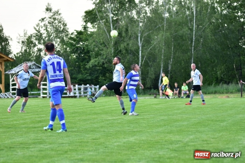 Zdjęcie w galerii na portalu naszraciborz.pl: Wyrównane starcie Kobyli z Zawadą Książęcą [FOTO] wiadomości z regionu