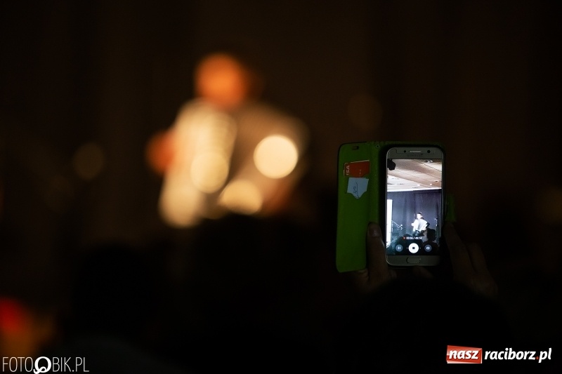 Zdjęcie w galerii na portalu naszraciborz.pl: Koncert z okazji Dnia Matki na Zamku Piastowskim wiadomości z regionu