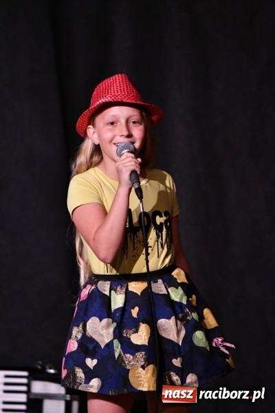 Zdjęcie w galerii na portalu naszraciborz.pl: Koncert z okazji Dnia Matki na Zamku Piastowskim wiadomości z regionu