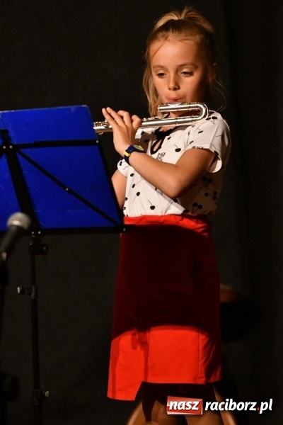 Zdjęcie w galerii na portalu naszraciborz.pl: Koncert z okazji Dnia Matki na Zamku Piastowskim wiadomości z regionu