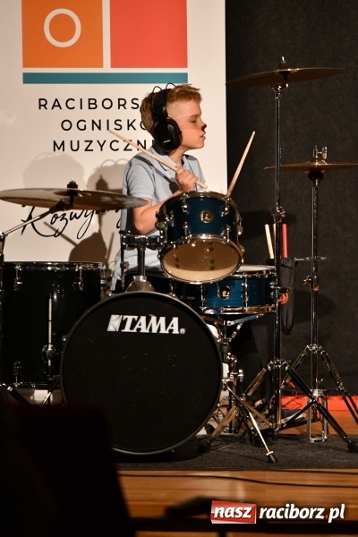 Zdjęcie w galerii na portalu naszraciborz.pl: Koncert z okazji Dnia Matki na Zamku Piastowskim wiadomości z regionu