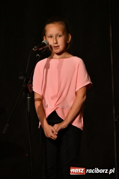 Zdjęcie w galerii na portalu naszraciborz.pl: Koncert z okazji Dnia Matki na Zamku Piastowskim wiadomości z regionu
