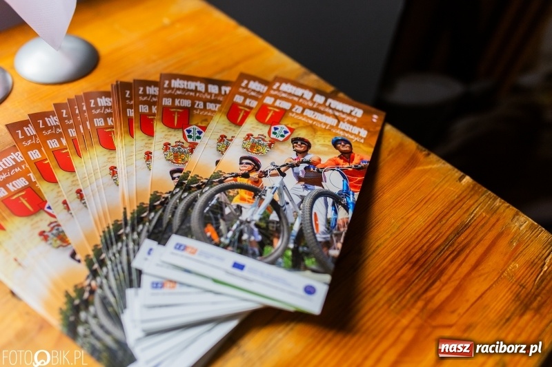 Zdjęcie w galerii na portalu naszraciborz.pl: W niedzielę zwiedzanie krzanowickiej izby regionalnej  wiadomości z regionu