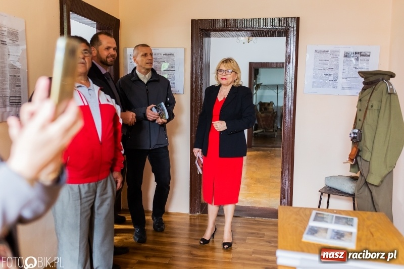 Zdjęcie w galerii na portalu naszraciborz.pl: W niedzielę zwiedzanie krzanowickiej izby regionalnej  wiadomości z regionu