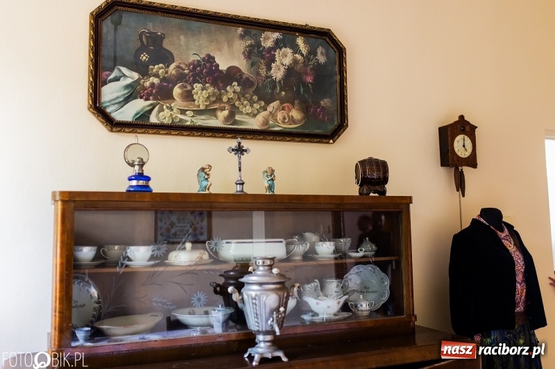 Zdjęcie w galerii na portalu naszraciborz.pl: W niedzielę zwiedzanie krzanowickiej izby regionalnej  wiadomości z regionu