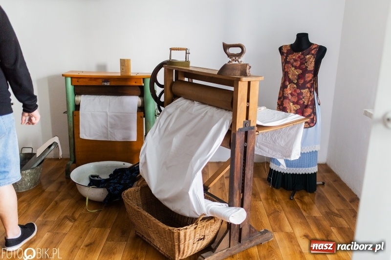 Zdjęcie w galerii na portalu naszraciborz.pl: W niedzielę zwiedzanie krzanowickiej izby regionalnej  wiadomości z regionu