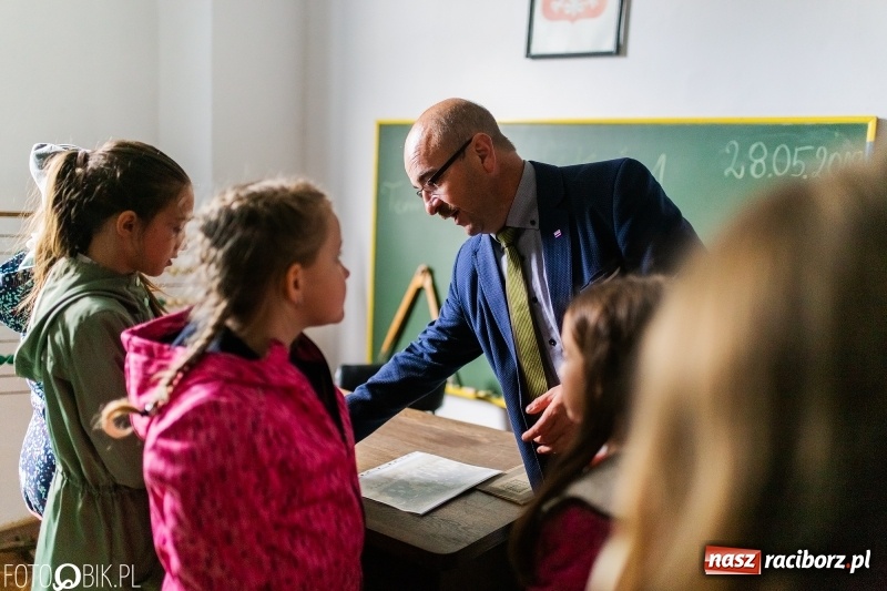 Zdjęcie w galerii na portalu naszraciborz.pl: W niedzielę zwiedzanie krzanowickiej izby regionalnej  wiadomości z regionu