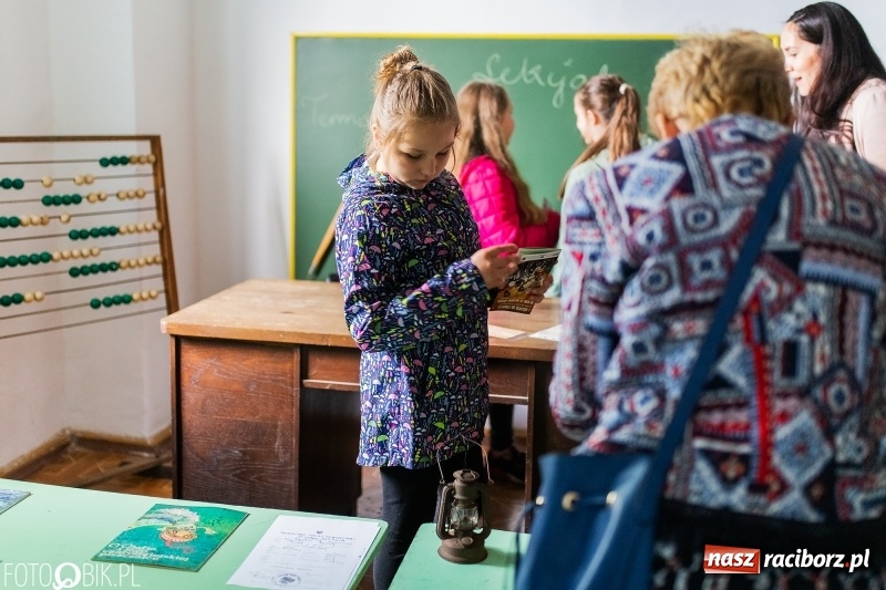 Zdjęcie w galerii na portalu naszraciborz.pl: W niedzielę zwiedzanie krzanowickiej izby regionalnej  wiadomości z regionu