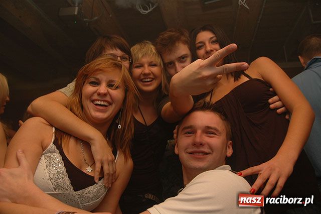 Zdjęcie w galerii na portalu naszraciborz.pl: Studenckie szalone wieczory wiadomości z regionu