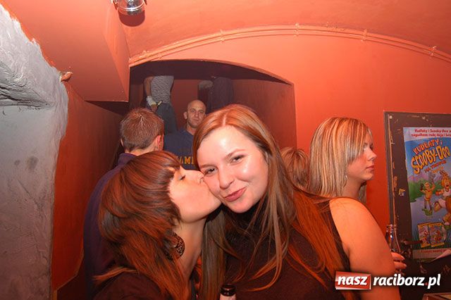 Zdjęcie w galerii na portalu naszraciborz.pl: Studenckie szalone wieczory wiadomości z regionu