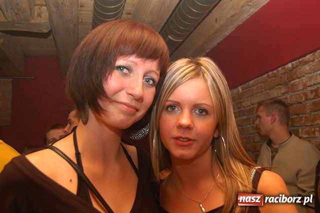 Zdjęcie w galerii na portalu naszraciborz.pl: Studenckie szalone wieczory wiadomości z regionu