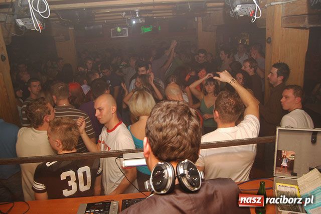 Zdjęcie w galerii na portalu naszraciborz.pl: Studenckie szalone wieczory wiadomości z regionu