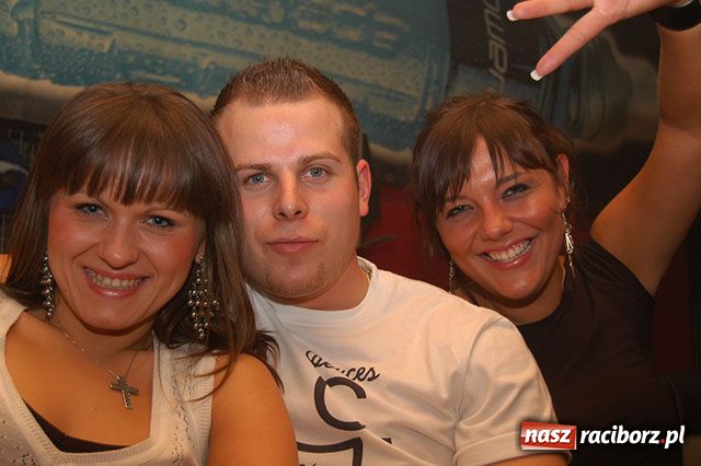 Zdjęcie w galerii na portalu naszraciborz.pl: Studenckie szalone wieczory wiadomości z regionu