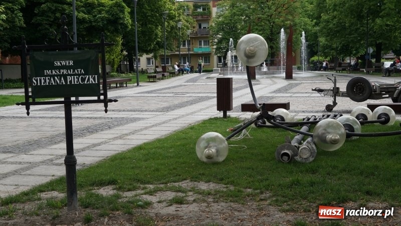 Zdjęcie w galerii na portalu naszraciborz.pl: LEDy rozświetlą centrum Raciborza [FOTO] wiadomości z regionu