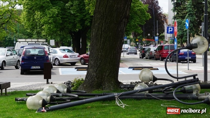 Zdjęcie w galerii na portalu naszraciborz.pl: LEDy rozświetlą centrum Raciborza [FOTO] wiadomości z regionu
