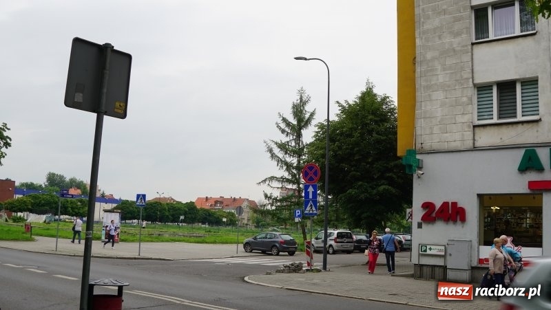 Zdjęcie w galerii na portalu naszraciborz.pl: LEDy rozświetlą centrum Raciborza [FOTO] wiadomości z regionu