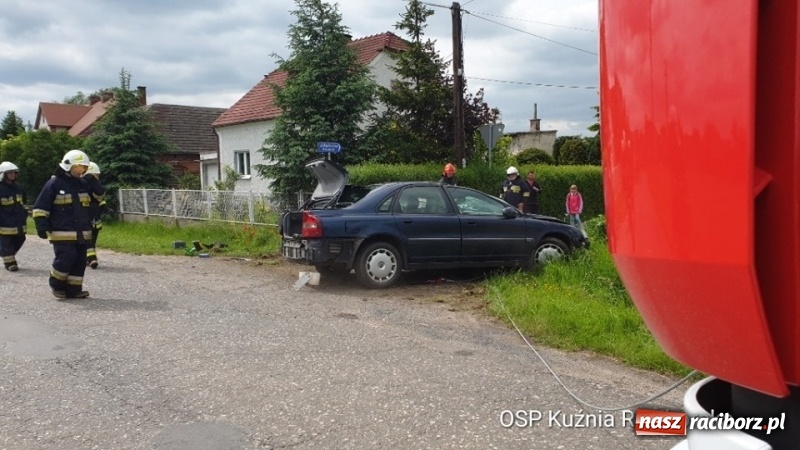 Zdjęcie w galerii na portalu naszraciborz.pl: Kierowca volvo przeszarżował w Turzu  wiadomości z regionu