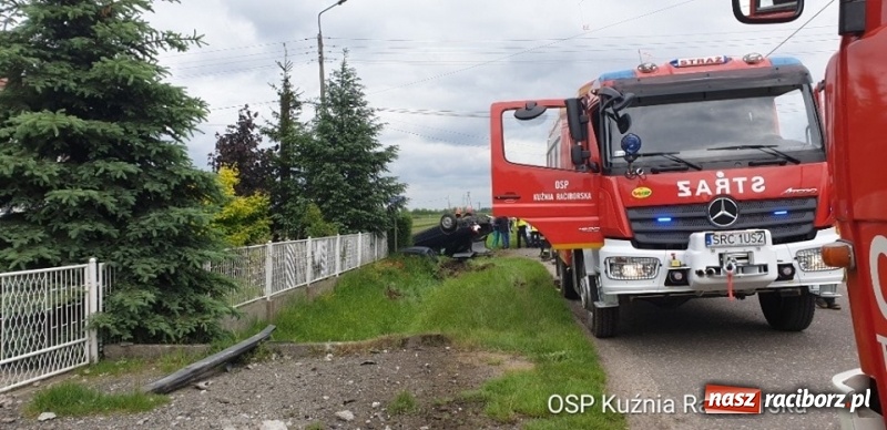 Zdjęcie w galerii na portalu naszraciborz.pl: Kierowca volvo przeszarżował w Turzu  wiadomości z regionu