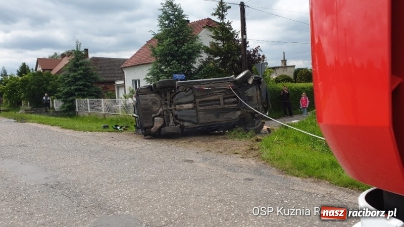 Zdjęcie w galerii na portalu naszraciborz.pl: Kierowca volvo przeszarżował w Turzu  wiadomości z regionu