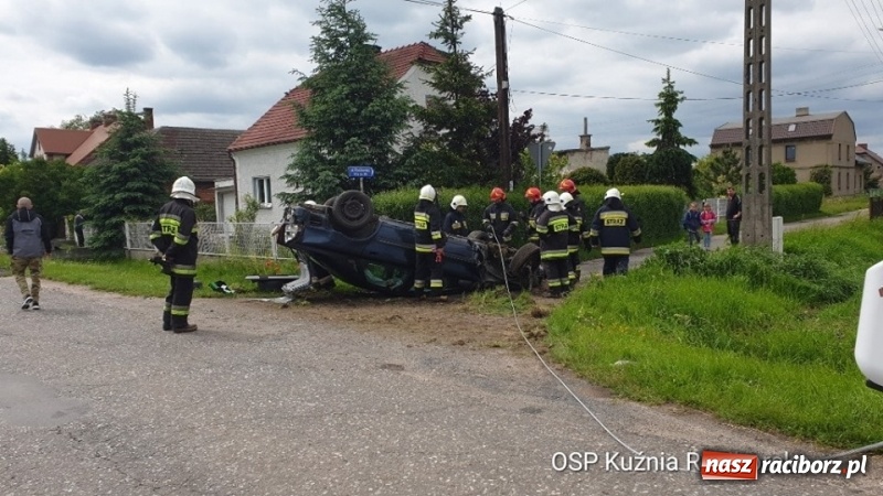 Zdjęcie w galerii na portalu naszraciborz.pl: Kierowca volvo przeszarżował w Turzu  wiadomości z regionu