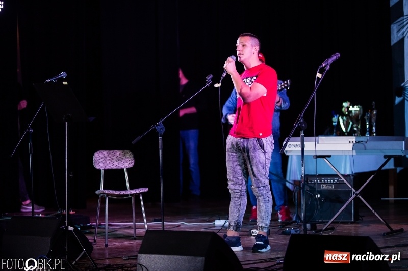 Zdjęcie w galerii na portalu naszraciborz.pl: Złote Kowadło dla MOW z Kamionka Wielkiego wiadomości z regionu