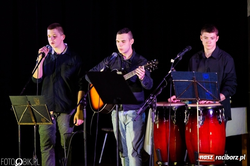 Zdjęcie w galerii na portalu naszraciborz.pl: Złote Kowadło dla MOW z Kamionka Wielkiego wiadomości z regionu