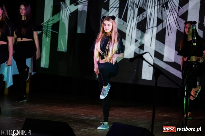 Zdjęcie w galerii na portalu naszraciborz.pl: Złote Kowadło dla MOW z Kamionka Wielkiego wiadomości z regionu