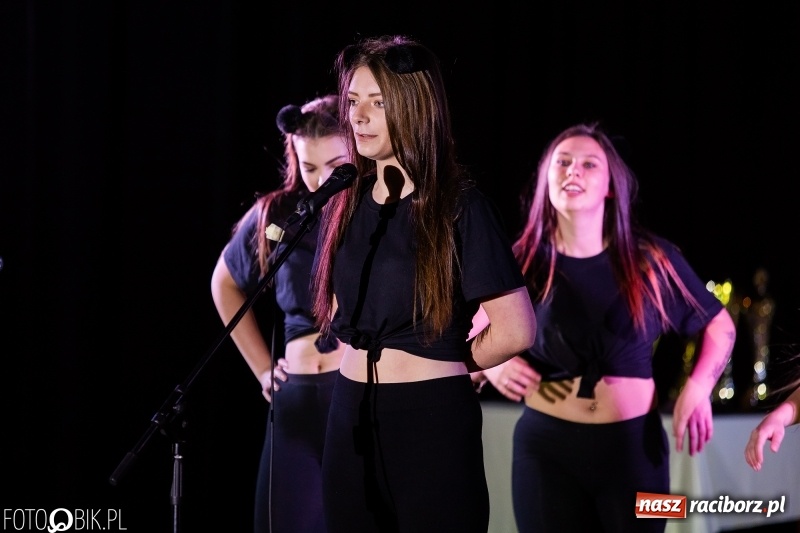 Zdjęcie w galerii na portalu naszraciborz.pl: Złote Kowadło dla MOW z Kamionka Wielkiego wiadomości z regionu