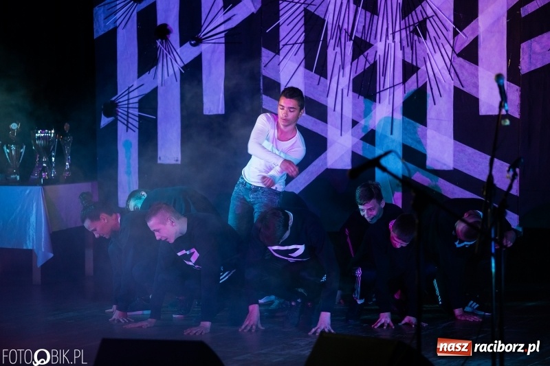 Zdjęcie w galerii na portalu naszraciborz.pl: Złote Kowadło dla MOW z Kamionka Wielkiego wiadomości z regionu