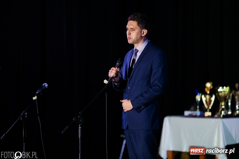 Zdjęcie w galerii na portalu naszraciborz.pl: Złote Kowadło dla MOW z Kamionka Wielkiego wiadomości z regionu