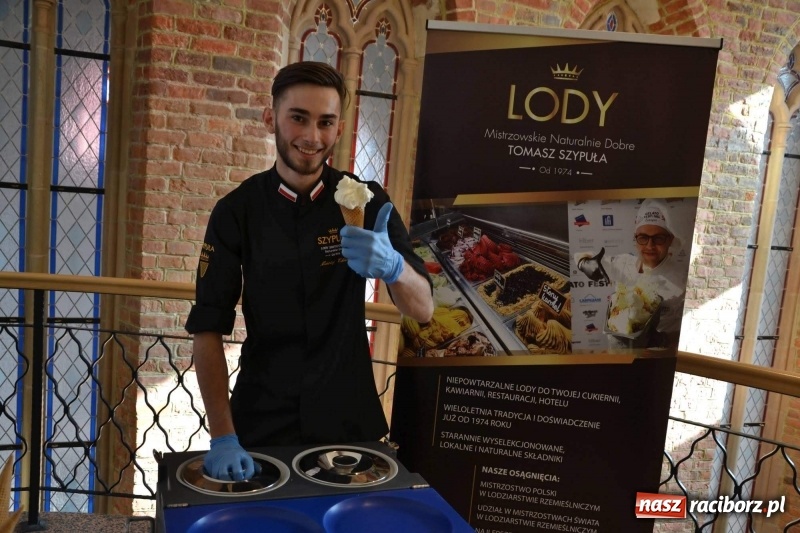 Zdjęcie w galerii na portalu naszraciborz.pl: Od inżyniera do osobistej stylistki. Kobieta z pasją za nami wiadomości z regionu