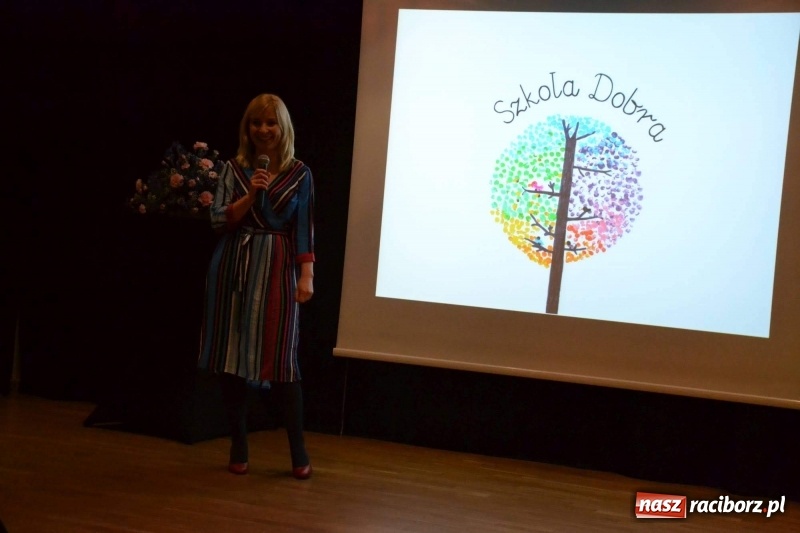 Zdjęcie w galerii na portalu naszraciborz.pl: Od inżyniera do osobistej stylistki. Kobieta z pasją za nami wiadomości z regionu