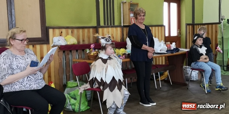 Zdjęcie w galerii na portalu naszraciborz.pl: Dzień Matki w Borucinie z teatrem i tańcem wiadomości z regionu