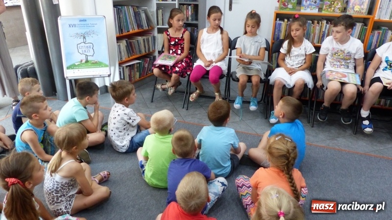 Zdjęcie w galerii na portalu naszraciborz.pl: Cały Racibórz będzie czytał dzieciom  wiadomości z regionu