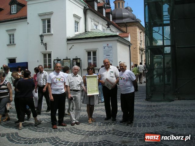 Zdjęcie w galerii na portalu naszraciborz.pl: Raciborscy Kresowianie na Jasnej Górze wiadomości z regionu