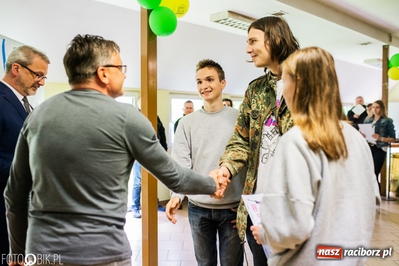 Zdjęcie w galerii na portalu naszraciborz.pl: Powiatowe Zawody Strzeleckie dla młodzieży szkół ponadgimnazjalnych wiadomości z regionu