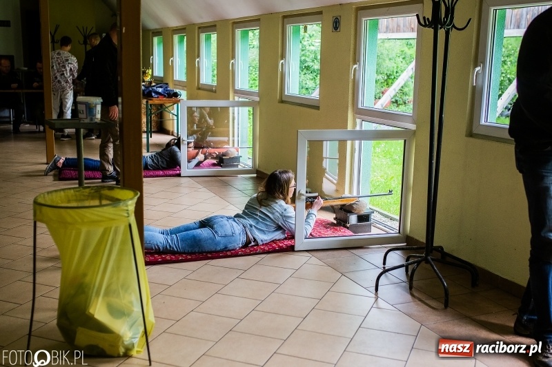 Zdjęcie w galerii na portalu naszraciborz.pl: Powiatowe Zawody Strzeleckie dla młodzieży szkół ponadgimnazjalnych wiadomości z regionu