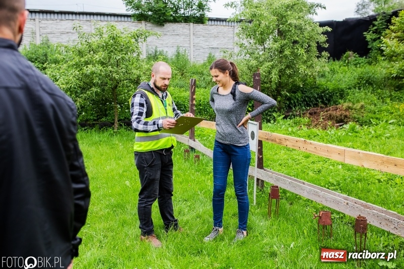 Zdjęcie w galerii na portalu naszraciborz.pl: Powiatowe Zawody Strzeleckie dla młodzieży szkół ponadgimnazjalnych wiadomości z regionu