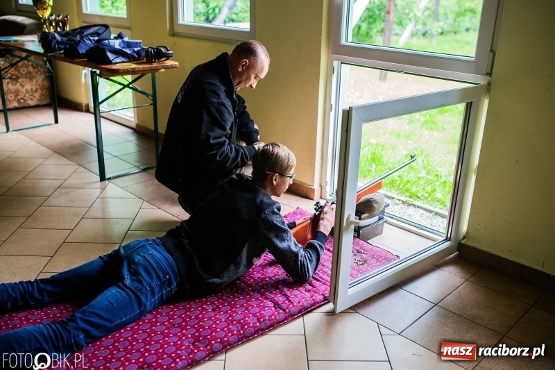 Zdjęcie w galerii na portalu naszraciborz.pl: Powiatowe Zawody Strzeleckie dla młodzieży szkół ponadgimnazjalnych wiadomości z regionu