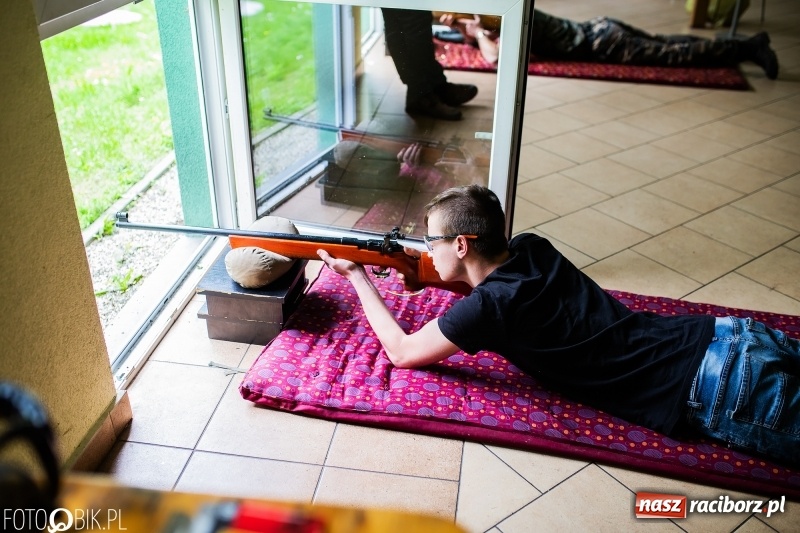 Zdjęcie w galerii na portalu naszraciborz.pl: Powiatowe Zawody Strzeleckie dla młodzieży szkół ponadgimnazjalnych wiadomości z regionu