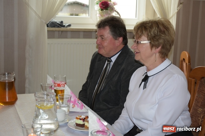 Zdjęcie w galerii na portalu naszraciborz.pl: Dzień Matki i Dzień Ojca świętowali seniorzy  wiadomości z regionu