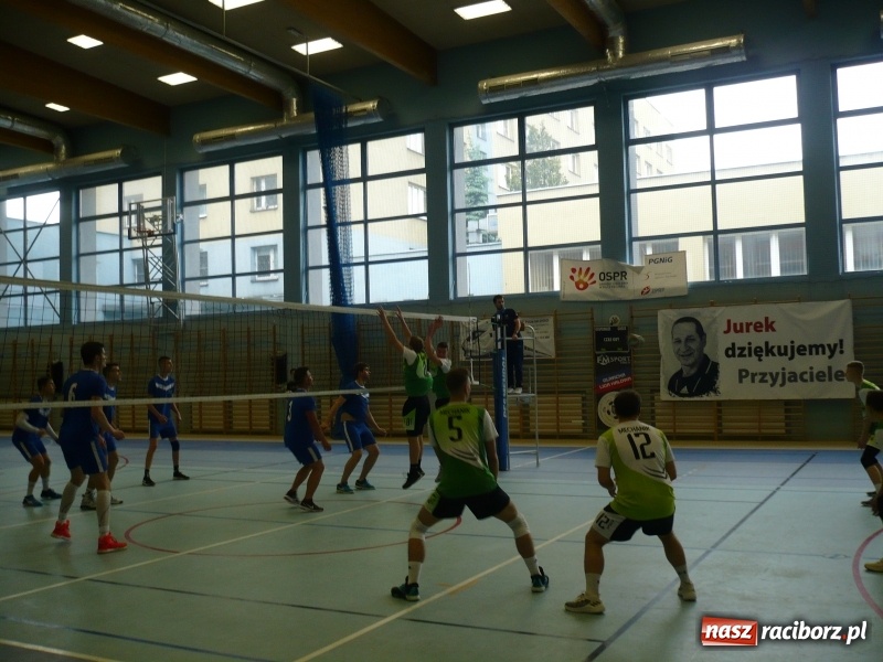 Zdjęcie w galerii na portalu naszraciborz.pl: Siatkarze Mechanika na podium Licealiady wojewódzkiej wiadomości z regionu