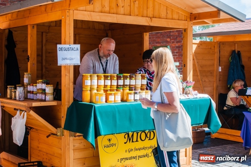 Zdjęcie w galerii na portalu naszraciborz.pl: W Raciborzu rozpoczął się Jarmark św. Marcelego [FOTO] wiadomości z regionu