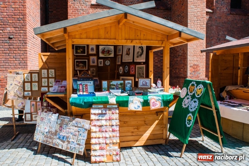 Zdjęcie w galerii na portalu naszraciborz.pl: W Raciborzu rozpoczął się Jarmark św. Marcelego [FOTO] wiadomości z regionu