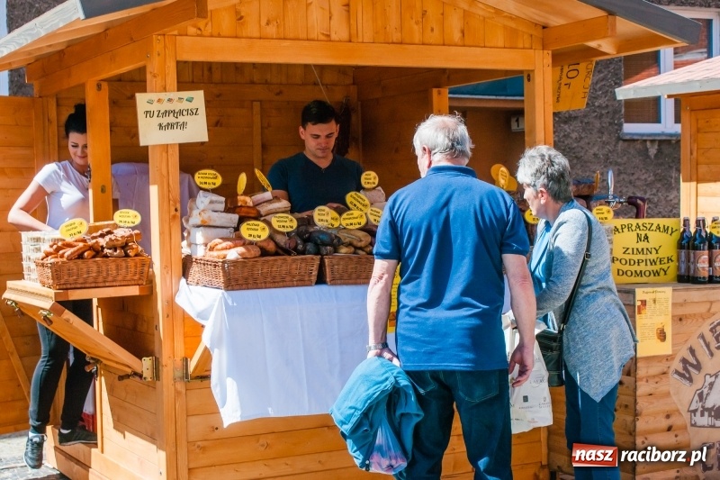 Zdjęcie w galerii na portalu naszraciborz.pl: W Raciborzu rozpoczął się Jarmark św. Marcelego [FOTO] wiadomości z regionu