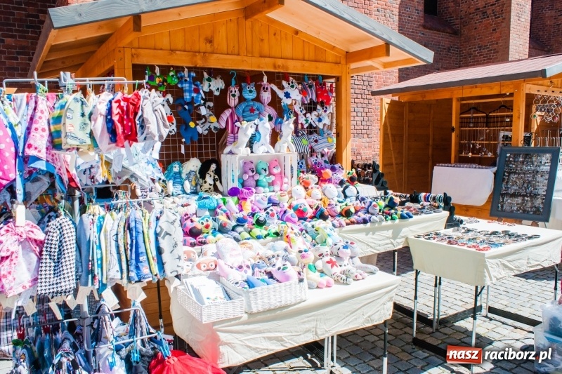 Zdjęcie w galerii na portalu naszraciborz.pl: W Raciborzu rozpoczął się Jarmark św. Marcelego [FOTO] wiadomości z regionu