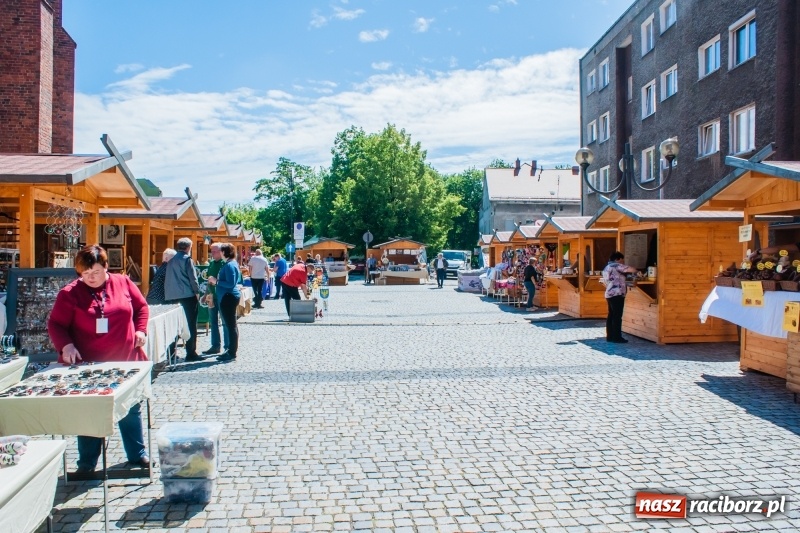 Zdjęcie w galerii na portalu naszraciborz.pl: W Raciborzu rozpoczął się Jarmark św. Marcelego [FOTO] wiadomości z regionu